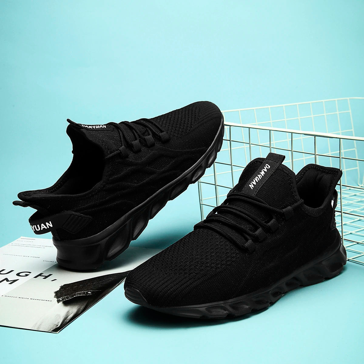 Men's Lightweight Sneakers