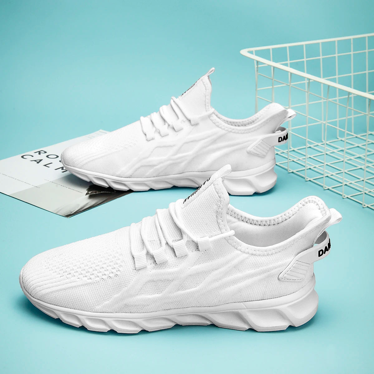 Men's Lightweight Sneakers